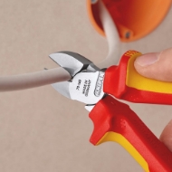 Afbeeldingen van Zijsnijtang VDE 160mm mc-greep Knipex