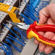 Afbeeldingen van Spitsbek-comb.tang VDE verchroomd145mm KNIPEX
