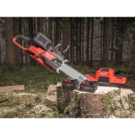 Afbeeldingen van M18 FUEL™ dual battery backpack kettingzaag