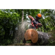 Afbeeldingen van M18 FUEL™ dual battery backpack kettingzaag