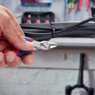 Afbeeldingen van Kni zijsnijtang 7803140 electro schuine bek