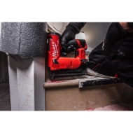 Afbeeldingen van M12 FUEL™ compacte 18 GA rechte tacker