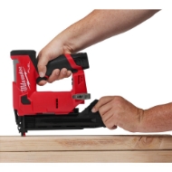 Afbeeldingen van M12 FUEL™ compacte 18 GA rechte tacker