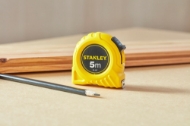 Afbeeldingen van Rolbandmaat stanley 5m
