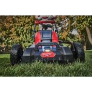 Afbeeldingen van M18 FUEL™ dual battery Zelfrijdende grasmaaie
